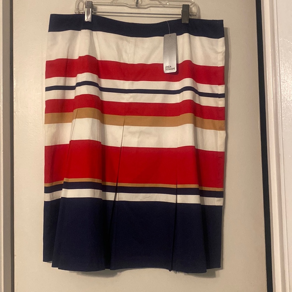 Striped Knee Length Skirt